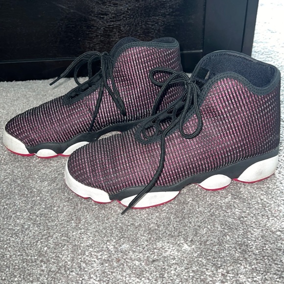 Jordan’s - Picture 2 of 6